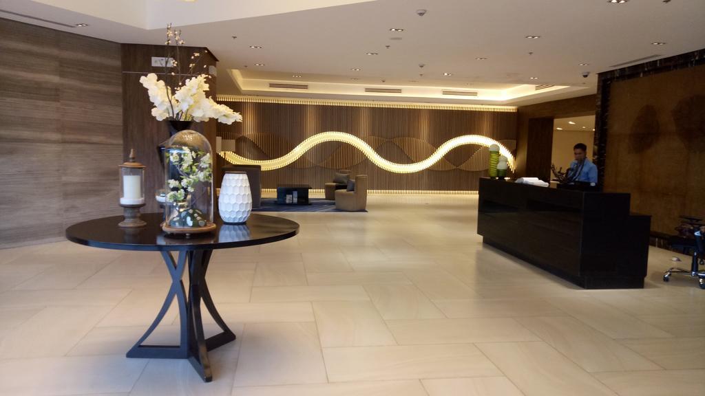 Mactan Newtown Condo Đảo Mactan Ngoại thất bức ảnh