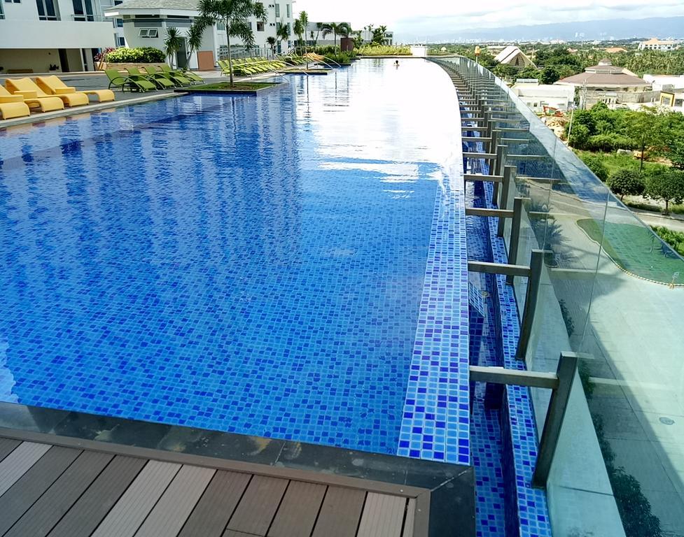 Mactan Newtown Condo Đảo Mactan Ngoại thất bức ảnh
