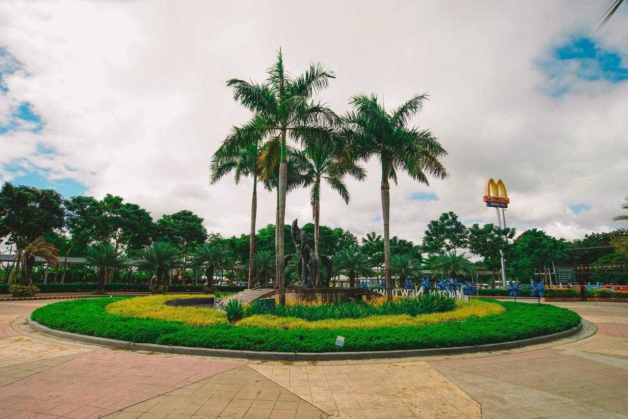 Mactan Newtown Condo Đảo Mactan Ngoại thất bức ảnh